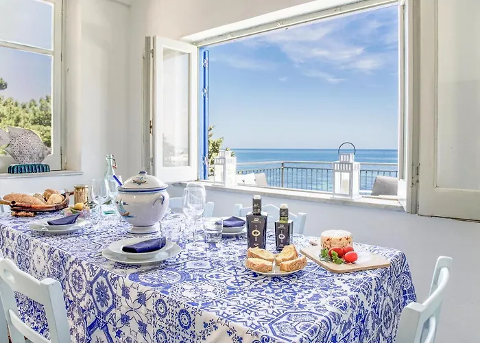 Dimore Di Mare - Beachfront Feriehus *