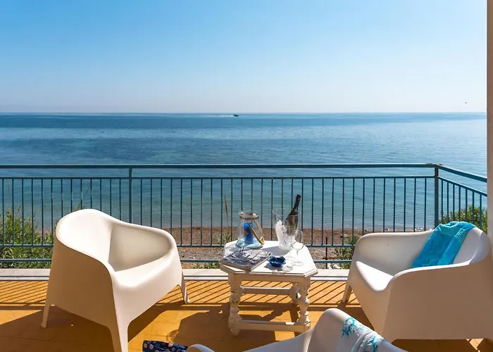 Dimore Di Mare - Beachfront Feriehus Santa Flavia