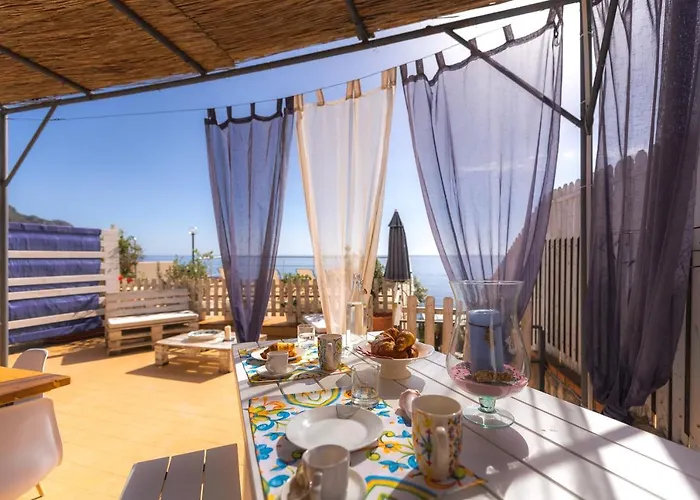 Dimore Di Mare - Beachfront Feriehus Santa Flavia