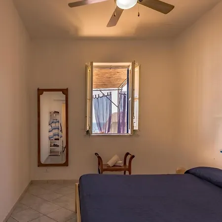 Dimore Di Mare - Beachfront Ferienhaus