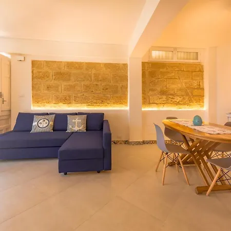 Holiday home Dimore Di Mare - Beachfront Santa Flavia